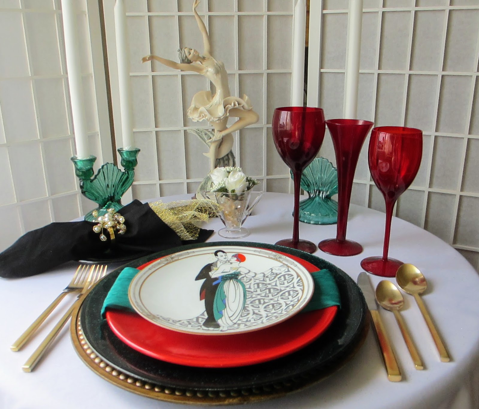 Table for One Art Deco Table for One 4