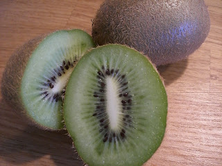 Kiwi%2Btill%2Bfrukost%2B%25281%2529 - Kiwi - en god C-vitamin bomb