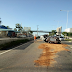 Carro derrubou poste e deixou parte da BR-101 interditada