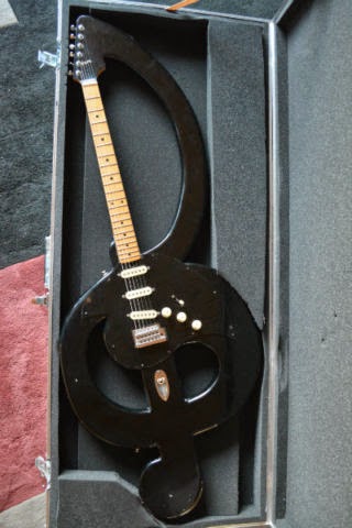 Guitar Blog: One of a kind Treble Clef Guitar. Thankfully