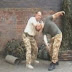 Εκπαιδευτής της SAS διδάσκει μυστικά αυτοάμυνας και λαβές για μάχη σώμα με σώμα και χωρίς όπλα....! (Βίντεο)