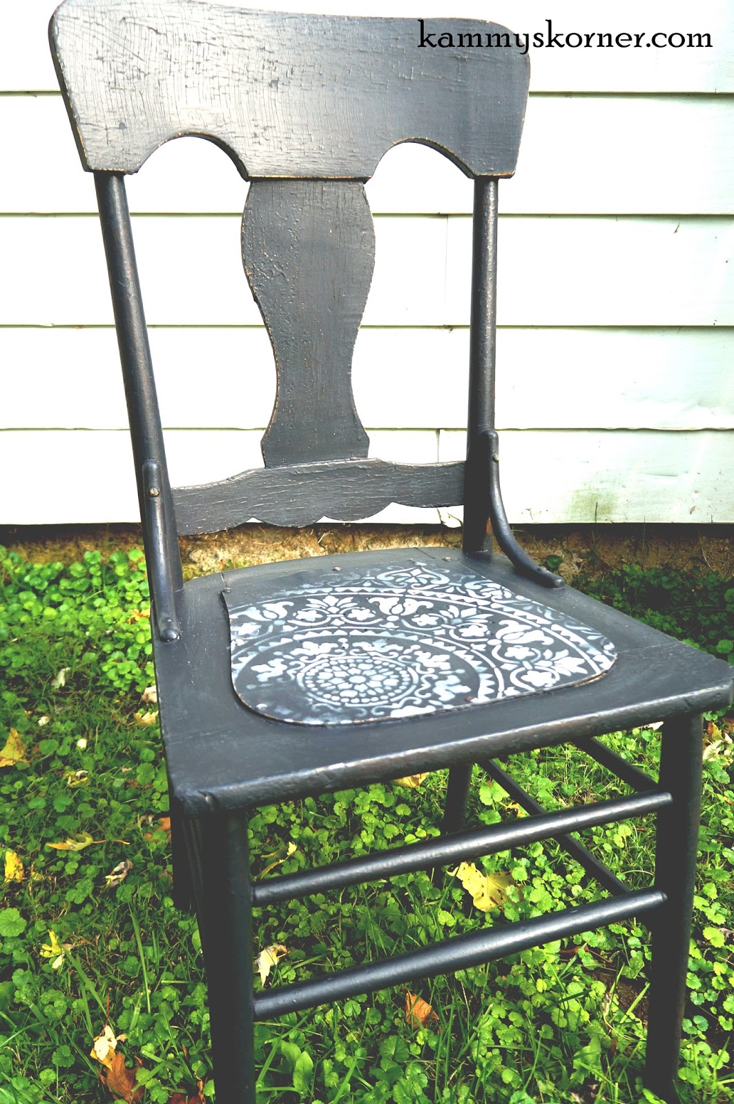 Kammy's Korner Black Kitchen Chair With Medallion Designed Seat