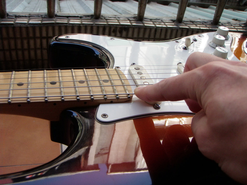 How to set up an electric guitar DIY Strat (and other guitar & audio