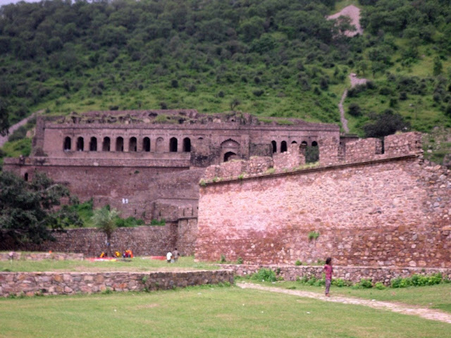 Bhangarh fort images