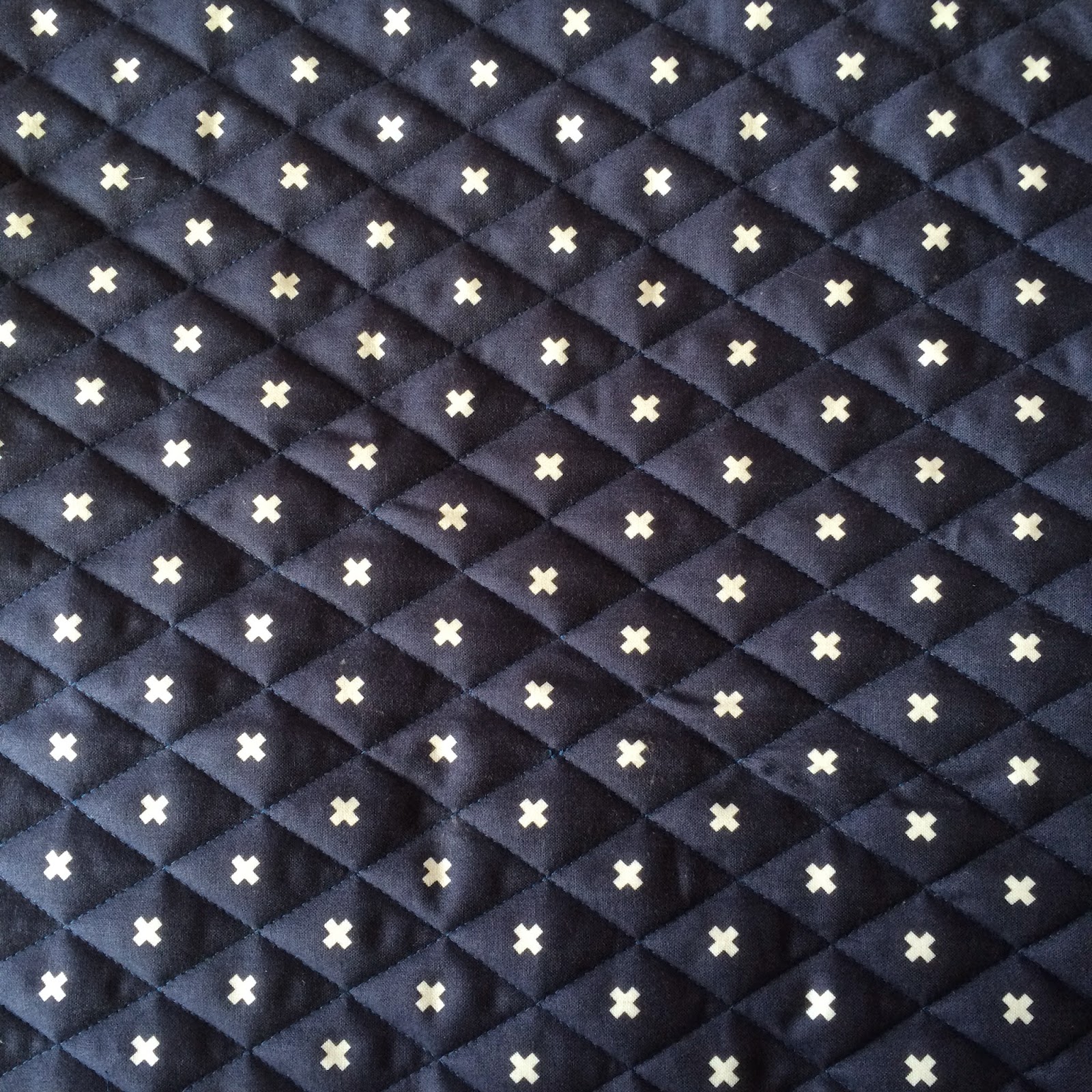 cross hatch quilting tutorial / CHARM ABOUT YOU