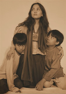 sisa of noli me tangere Sila ang kausap kanina ni pilosopo tasyo at sinabihan ng sila ay hinihintay ng kanilang inang si sisa para sa isang hapunang pangkura noli me tangere kabanata 19-22. sisa of noli me tangere Sila ang kausap kanina ni pilosopo tasyo at sinabihan ng sila ay hinihintay ng kanilang inang si sisa para sa isang hapunang pangkura noli me tangere kabanata 19-22.