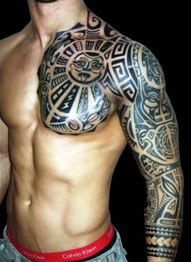 Este polinésia pug tatuagem