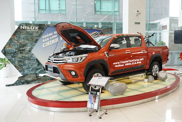 Đánh giá Toyota Hilux 2016 phiên bản số tự động: Khẳng định bản lĩnh chinh phục Hilux 2015 AT m%25C3%25A0u cam - - Đánh giá Toyota Hilux 2016 phiên bản số tự động: Khẳng định bản lĩnh chinh phục