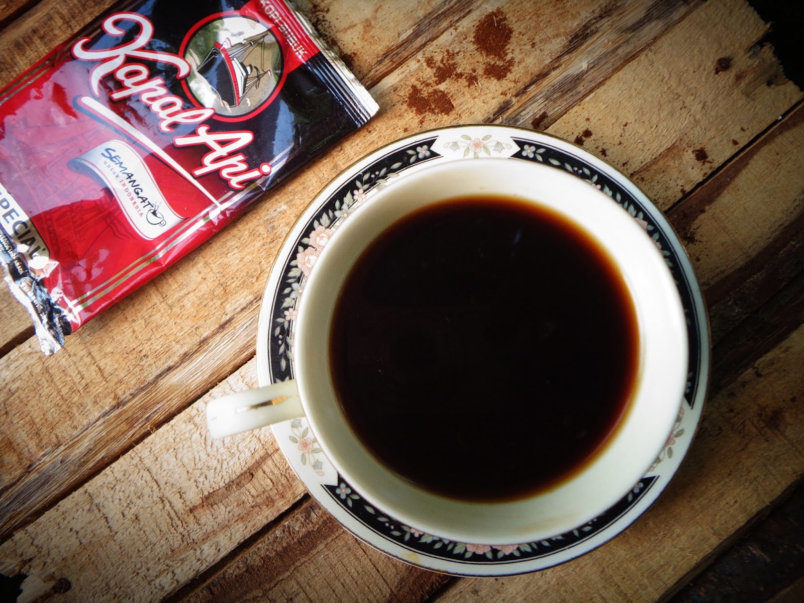 CatatanEnni_fa: Suntikan Semangat dari Secangkir Kopi Kapal Api