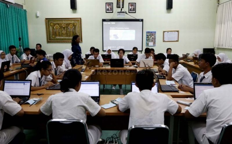 Contoh Teks Berita Ujian Nasional DD Rumah