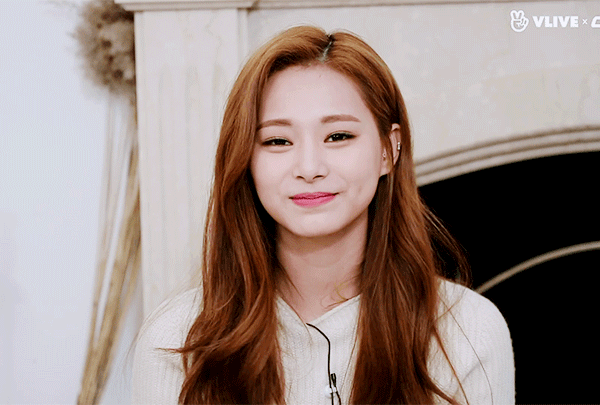 어제자 스타로드 사나, 쯔위 [113mb]