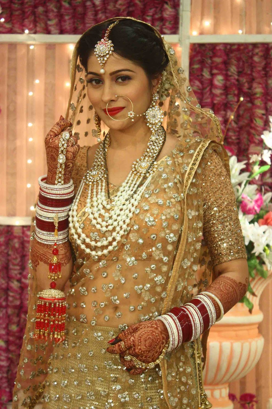 Devika picture photo Devika