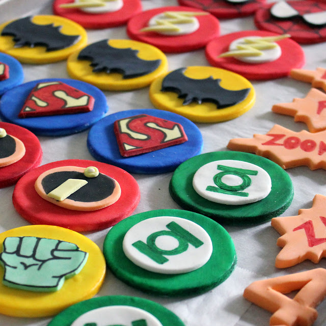 Leelabean Cakes: Superhero Birthday Party!