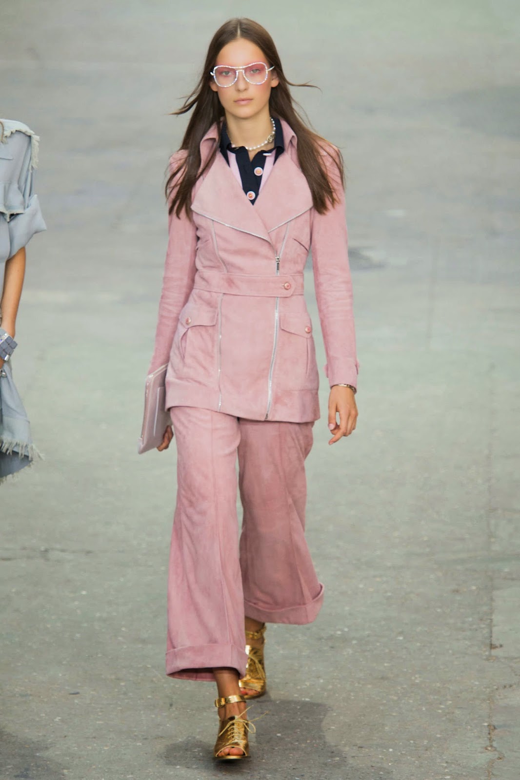 MIKE KAGEE FASHION BLOG : CHANEL SPRING/SUMMER 2015 WOMENSWEAR COLLECTION