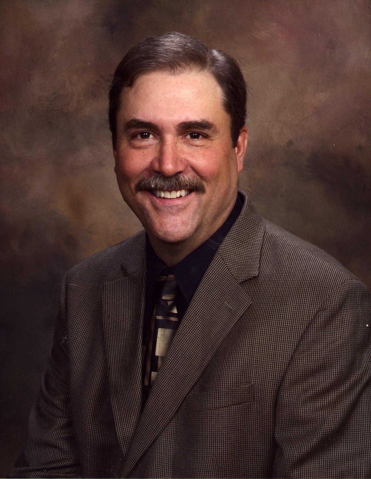 Dr Leonard Does Invisalign