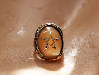nude angel heart ring by alex streeter