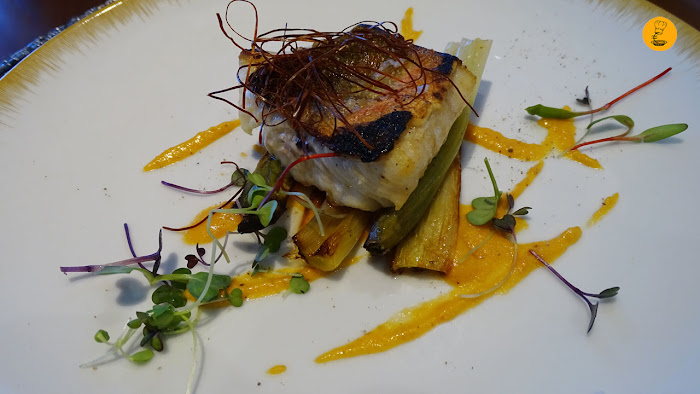 Rubia con calçots y romesco Rubia con calçots y romesco en La Trasiega Getafe