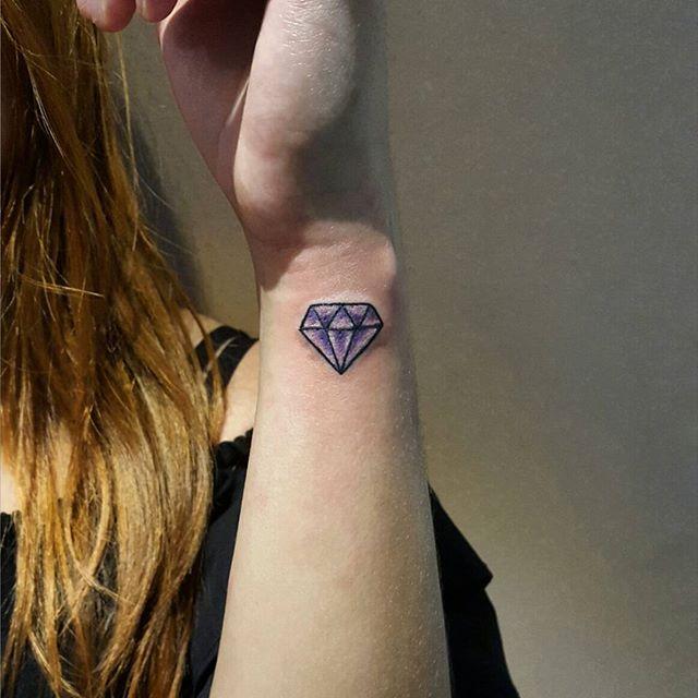 tatuagens femininas de diamantes tatuagens femininas de diamantes