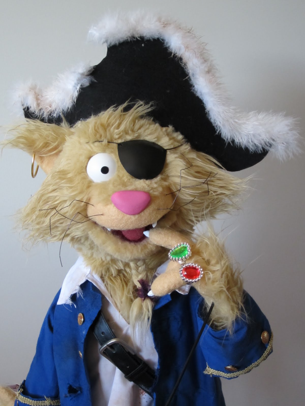 jarrod boutcher puppets Captain Pirate Puss