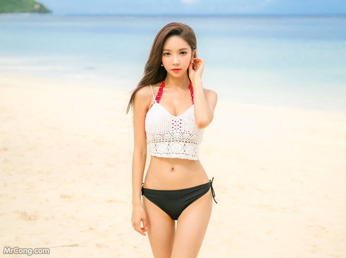Beautiful Park Soo Yeon in the beach fashion picture in November 2017 (222 photos) photo 10-4