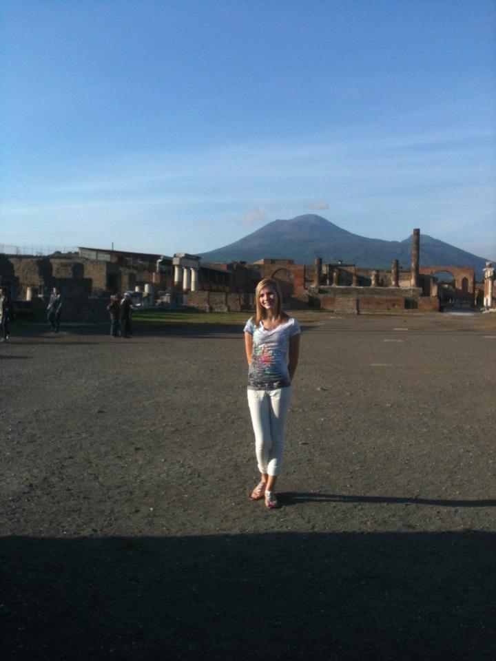 Living In Naples Italy Doing Rome the Right Way