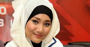 lagu fatin shidqia lubis away lagu fatin shidqia lubis away