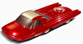 Fuente: http://blog.hemmings.com/index.php/2013/07/18/cars-of-futures-past-ford-nucleon-concept/