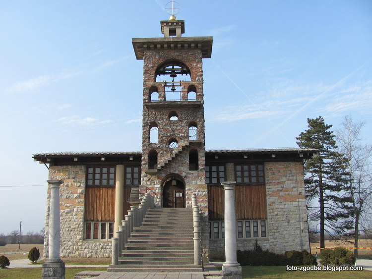 Plečnikova cerkev sv. Mihaela na Ljubljanskem barju