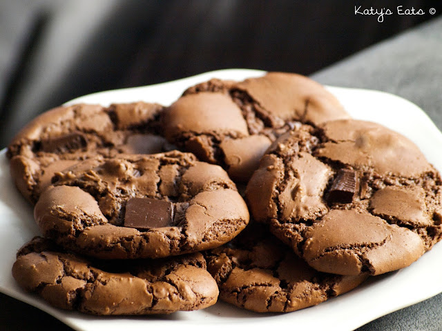 recette simple, recette simple cookies, cookies craquelés au chocolat noir, recette cookies craquelés, recette cookies craquelés