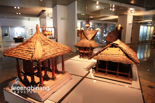 museum nasional rumah adat