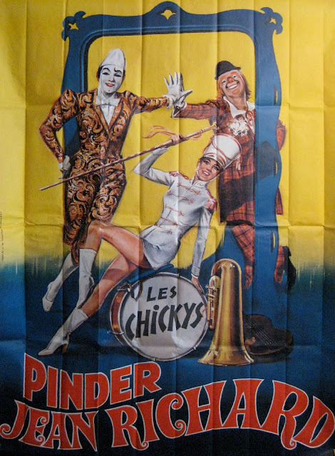 Affiche du cirque Pinder Jean Richard 1977 avec les Chickys vedette du spectacle de cette tournée