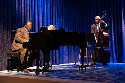 Review: Deidrie Henry Creates a Memorable LADY DAY  Image