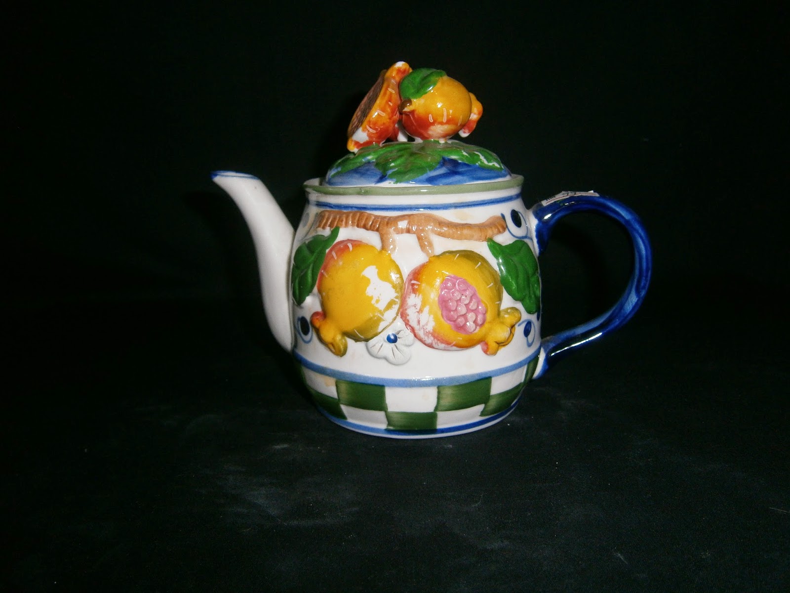 STOCK CLEARANCE SALE NOVELTY TEAPOTS