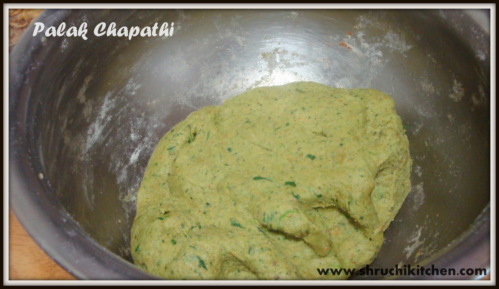 Shruchi Kitchen: Palak Chapathi