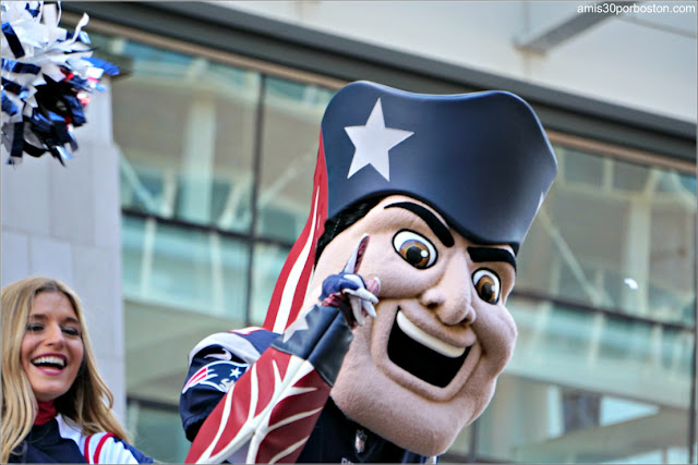 Pat Patriot en el Desfile de Celebración de la Super Bowl LIII