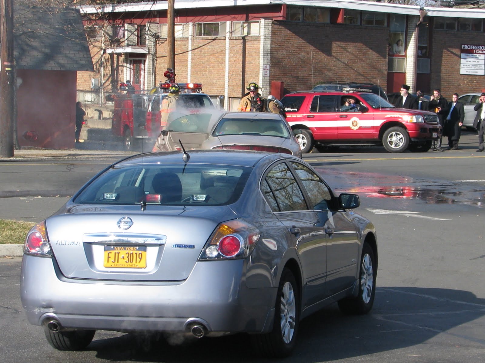 T.O.T. Private consulting services MONSEY car went on fire near 7