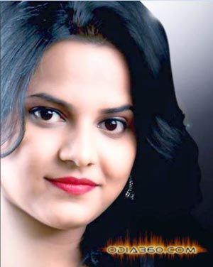 Aseema Panda Odia Singer Height, Weight, Age, Wallpaper, Family, Biography & Wiki