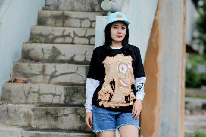 Wanita Cantik Foto Model Kaos Distro - Kumpulan Foto Model Distro