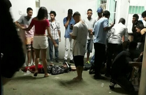 Dois jovens de 17 anos são assassinados durante festa em Itapetinga