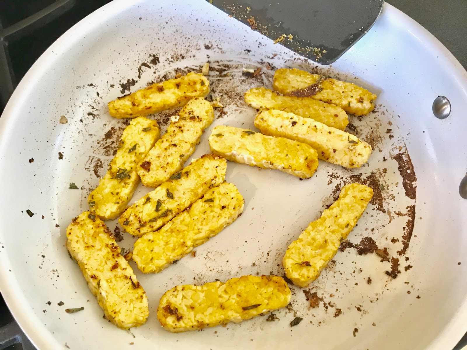 Roasted Broccoli Bowl with RosemaryGlazed Tempeh and Spicy Garlic