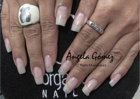 Angela Gómez (Organic Nails Manizales): Uñas acrílicas