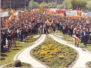 23 de abril de 1978. Día de Aragón. Manifestación por la autonomía en Zaragoza