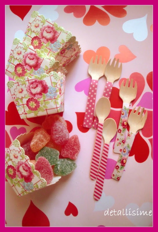 cumpleaños con detalles rosas