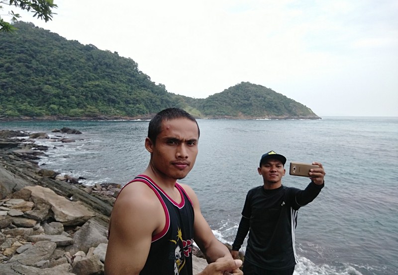 Pantai Lhok Mata Ie, Spot Nyaman Untuk Mancing & Renang