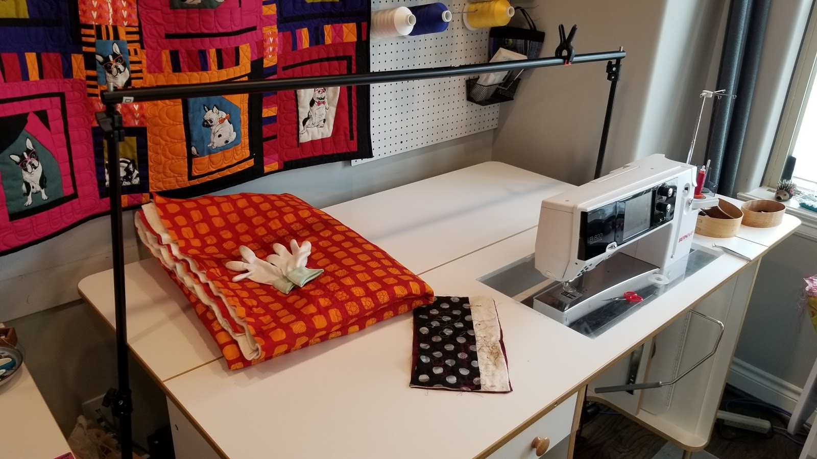 how to lift weight of large quilt while free motion quilting