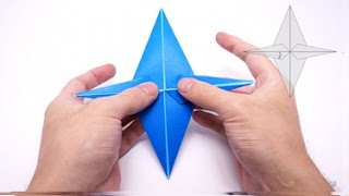 Cách gấp máy bay giấy phong cách Origami