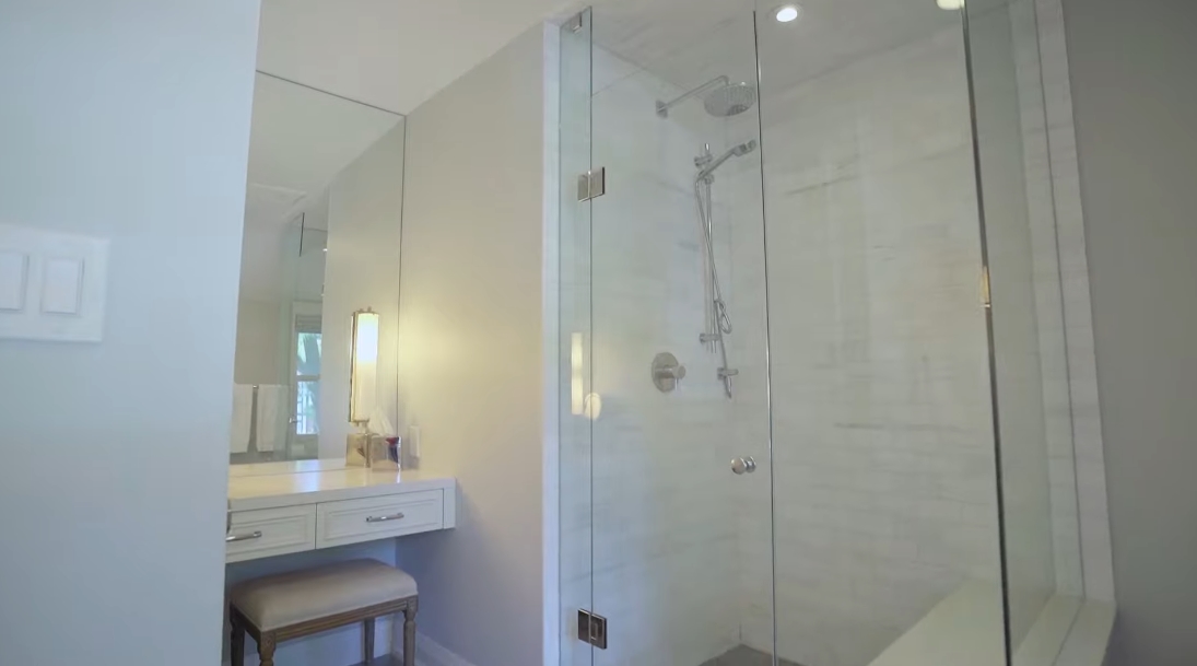 23 Photos vs. 6 Mcclinchy Ave, Toronto Interior Design Luxury Home Tour