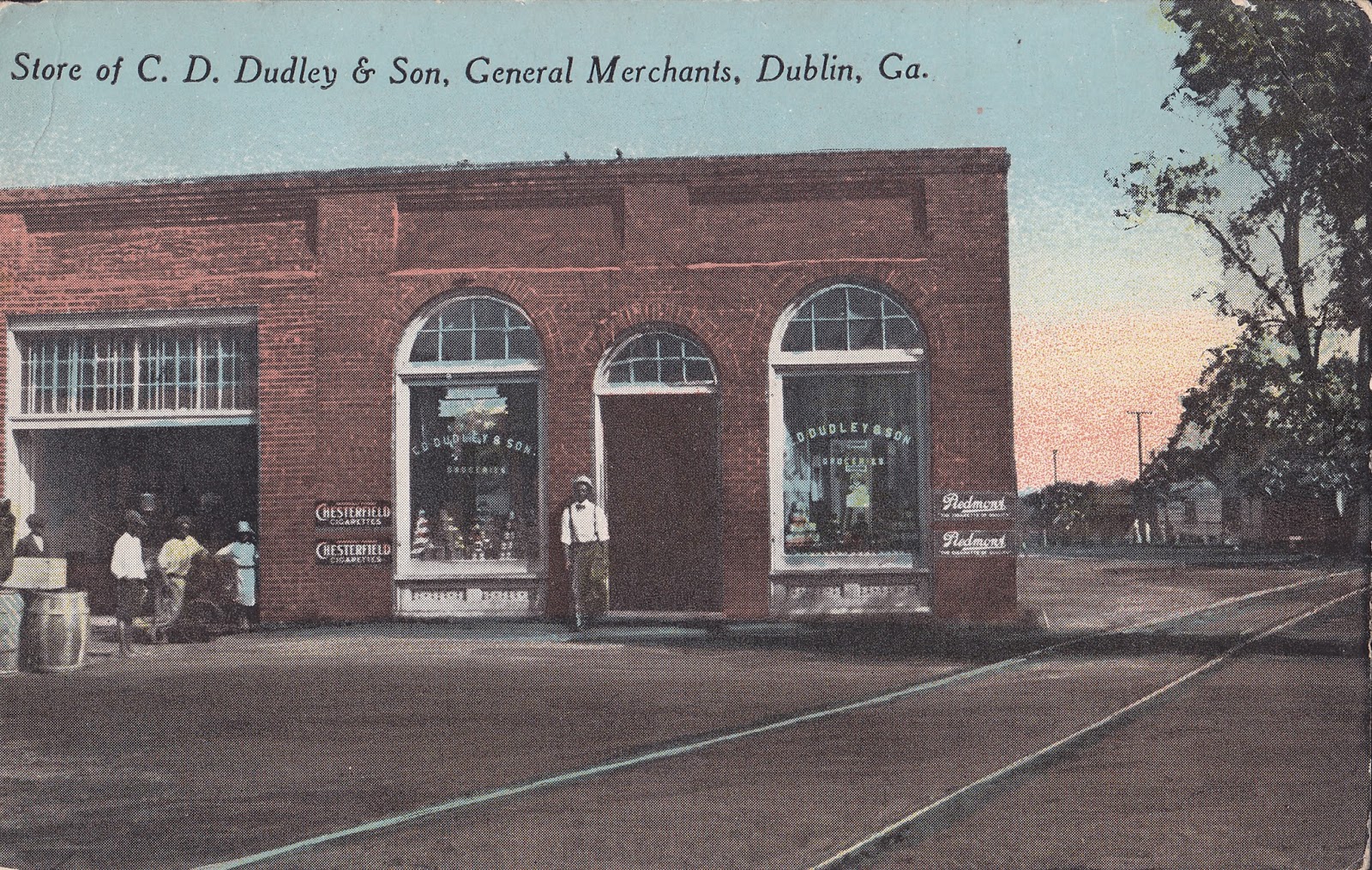 "HUB" DUDLEY THE TIE THAT BOUND