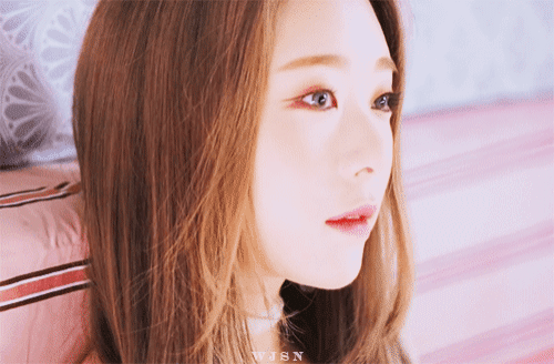 SeveralNeedyIberianchiffchaff-size_restr