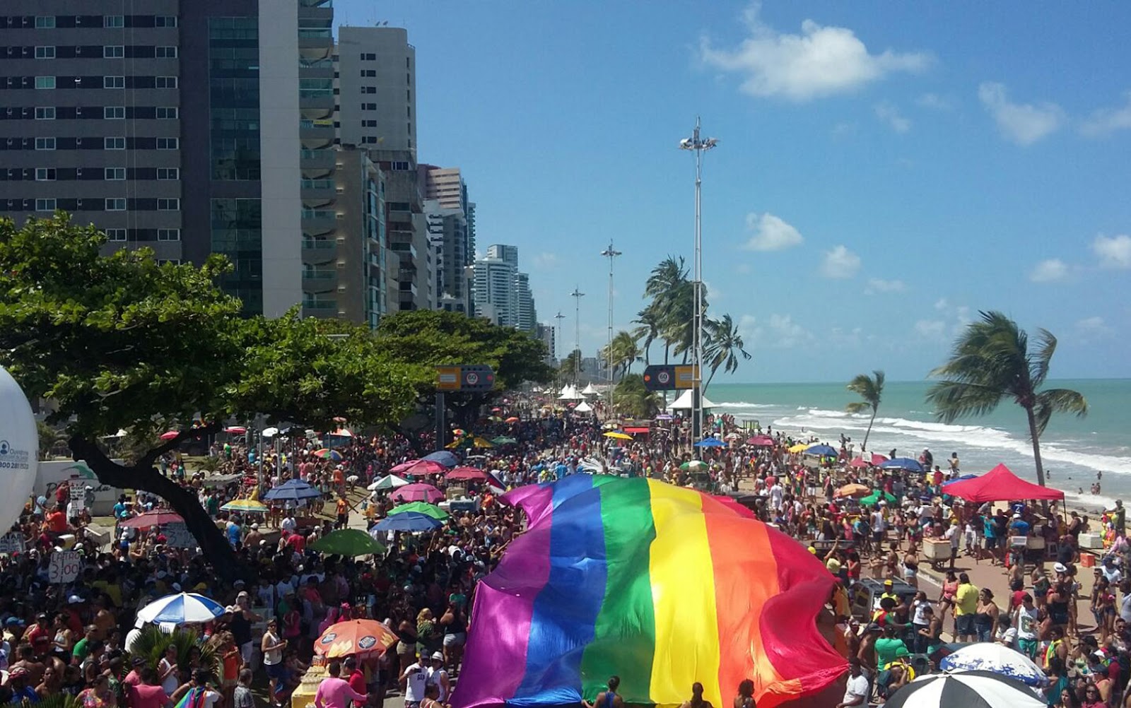 Parada da Diversidade de Pernumbuco terá ação inédita com coreógrafos para abre-alas Parada da Diversidade de Pernumbuco terá ação inédita com coreógrafos para abre-alas